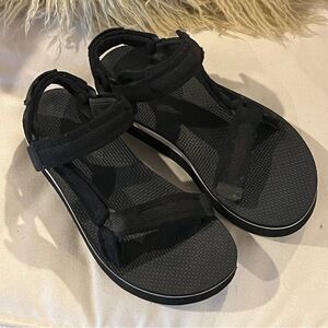 Teva Women's Flatform Universal Mesh Print Sandal